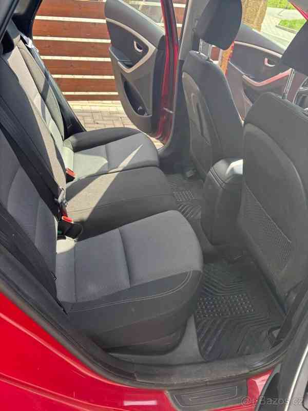 Hyundai i30 1,4   r.v. 2013, najeto 131 tis km - foto 14