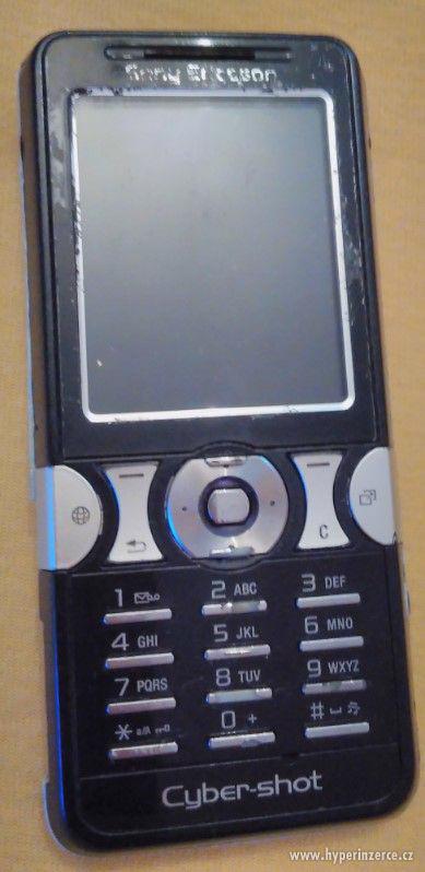 Sony Ericsson K550i - k opravě nebo na náhradní díly!!! - foto 2