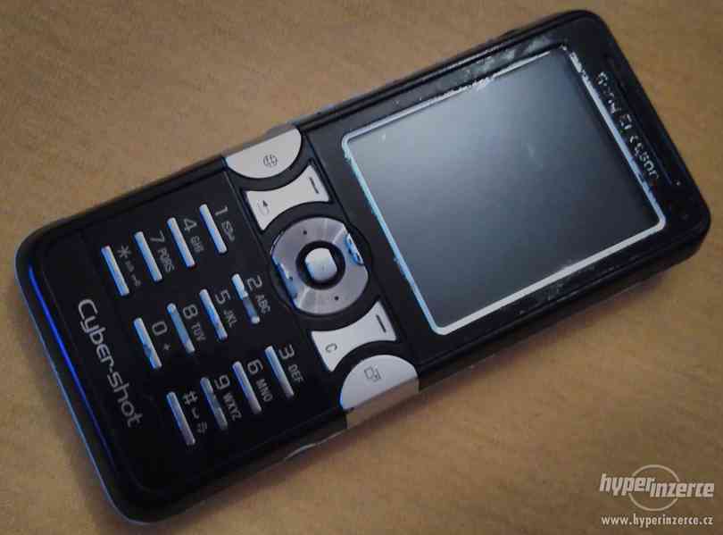 Sony Ericsson K550i - k opravě nebo na náhradní díly!!! - foto 3