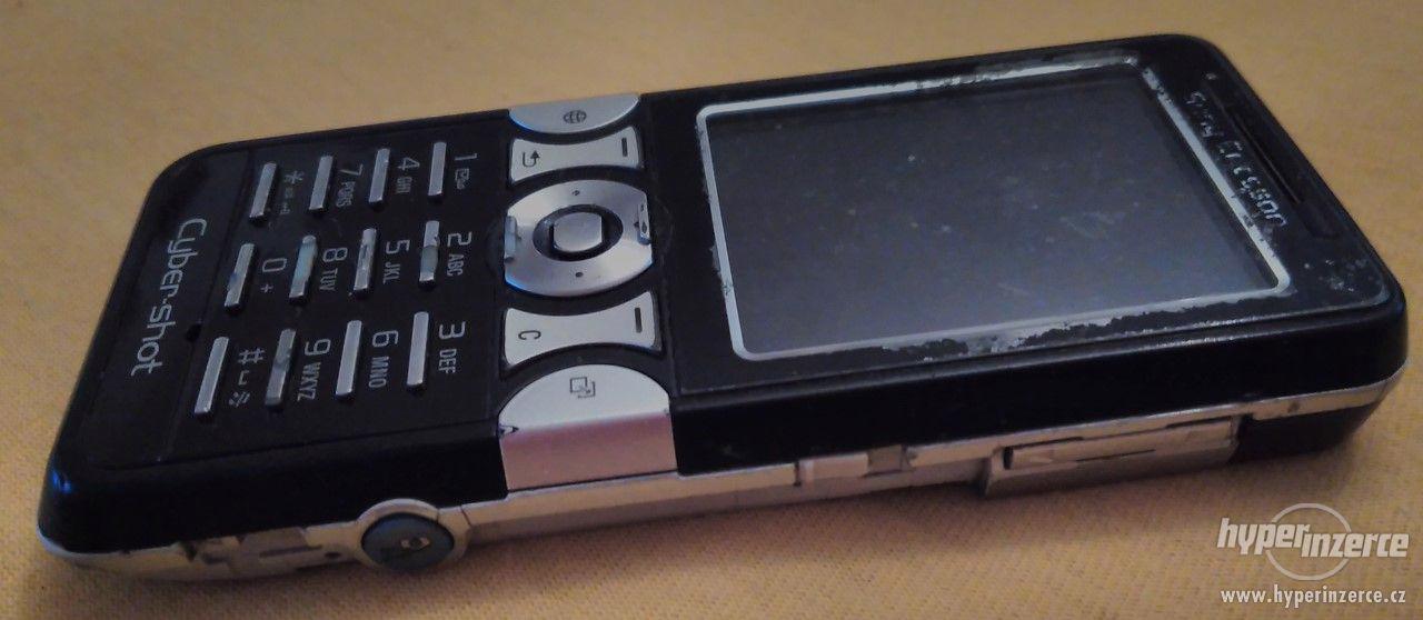 Sony Ericsson K550i - k opravě nebo na náhradní díly!!! - foto 4
