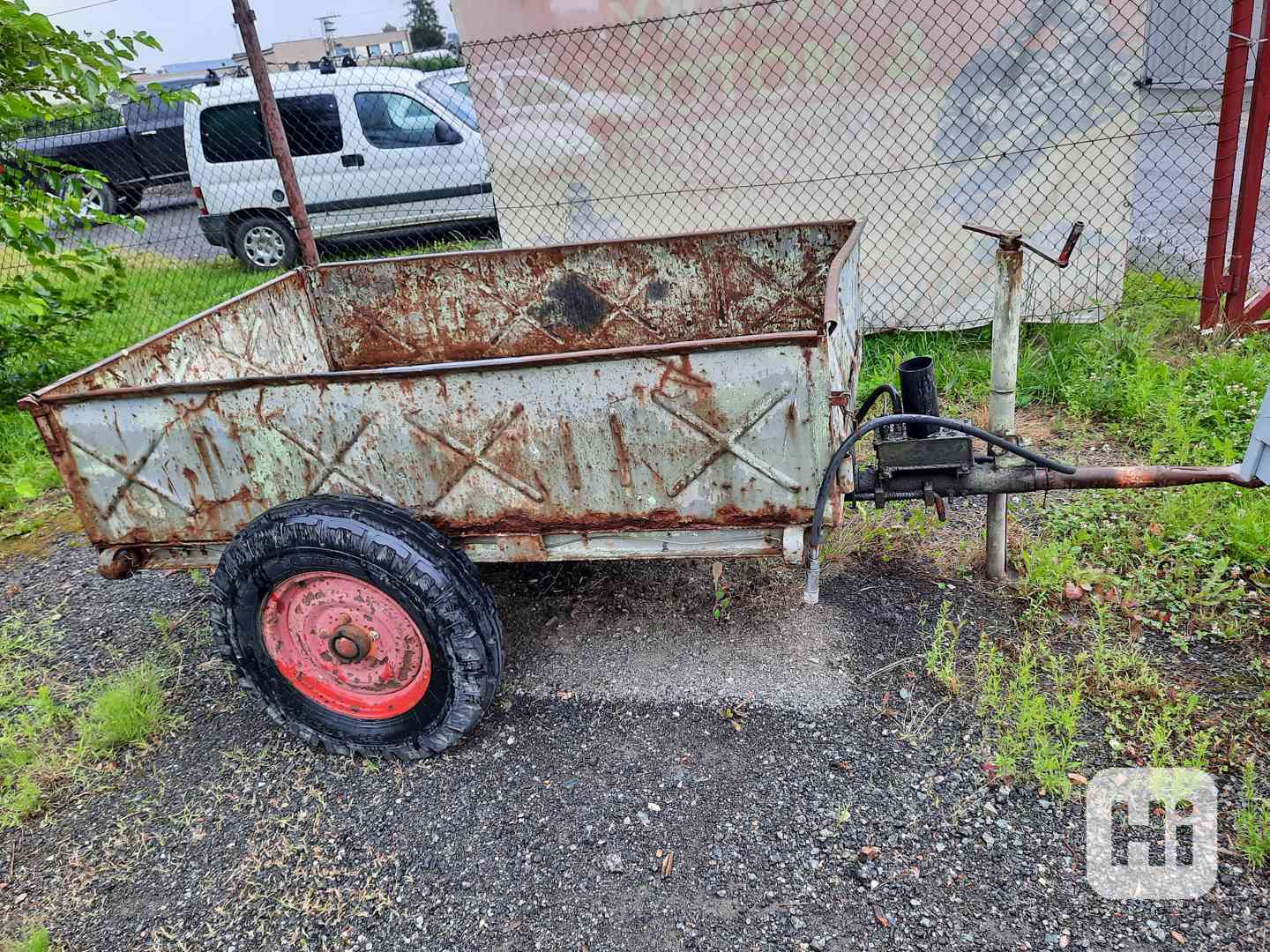 Prodám originální vyklápěcí dvoukolu za traktor TK - foto 1