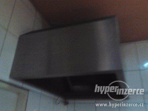 Vařič těstovin, kávovar, nerez stůl s drtičkou, digestoř - foto 15