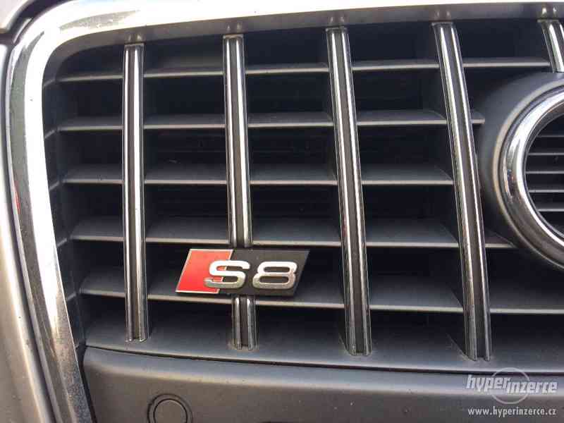 Audi S8 - 5.2 (450 koní) - plná výbava - foto 6