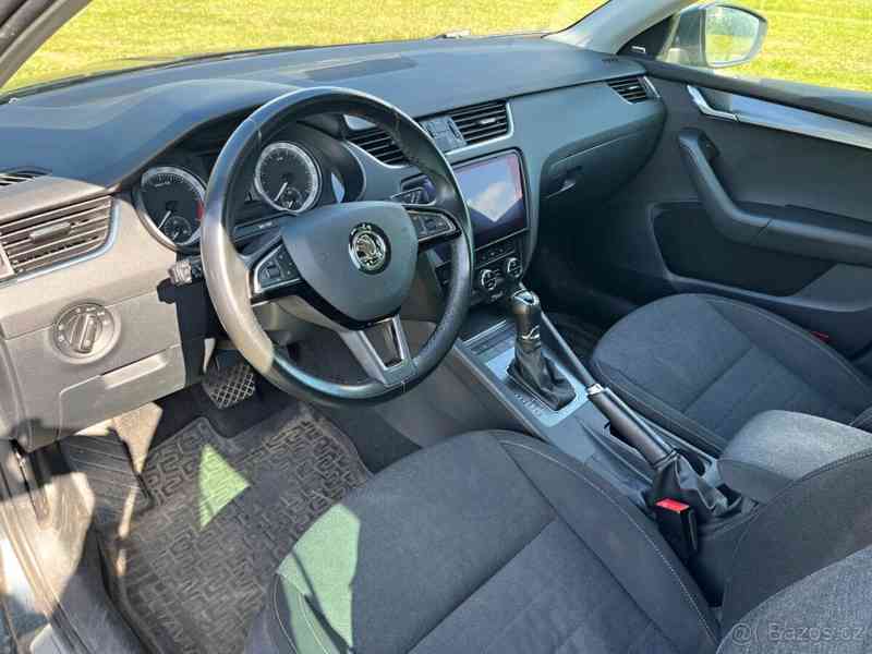 Škoda Octavia 2,0   TDi 110kW DSG - foto 2