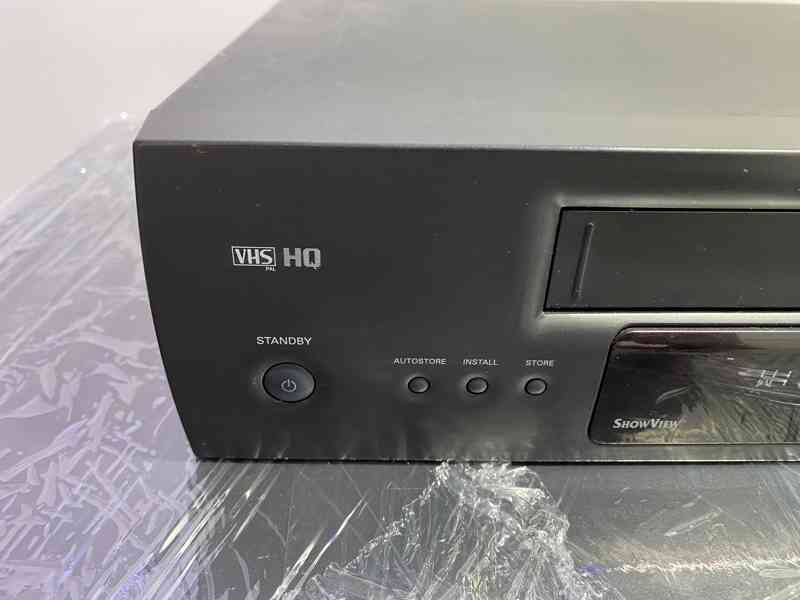 Videorekordér VHS Philips VR165 - foto 2