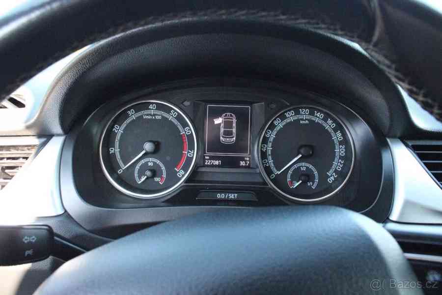 Škoda Rapid 1,0 - foto 16