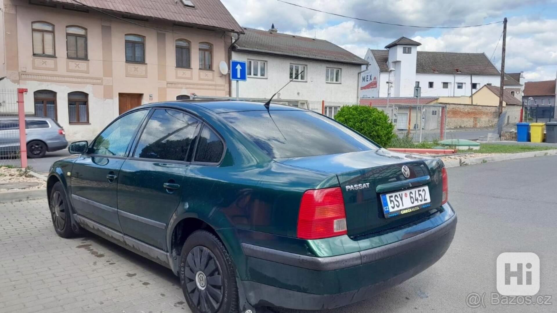 Volkswagen Passat b5 - foto 1