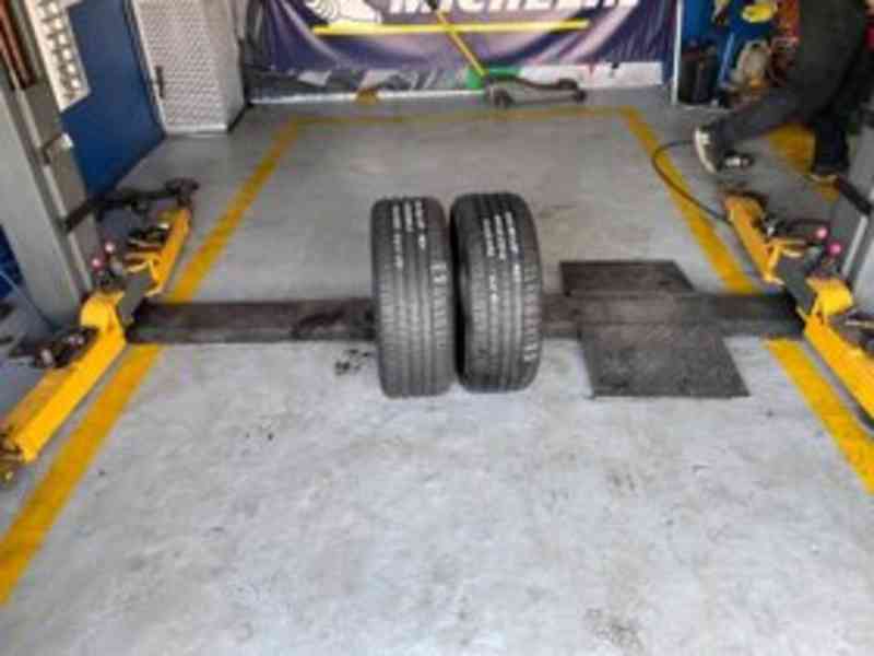 Letní pneu 225/50 R17 98Y 2X VREDESTEIN CIUCIARO DOT17 - foto 2