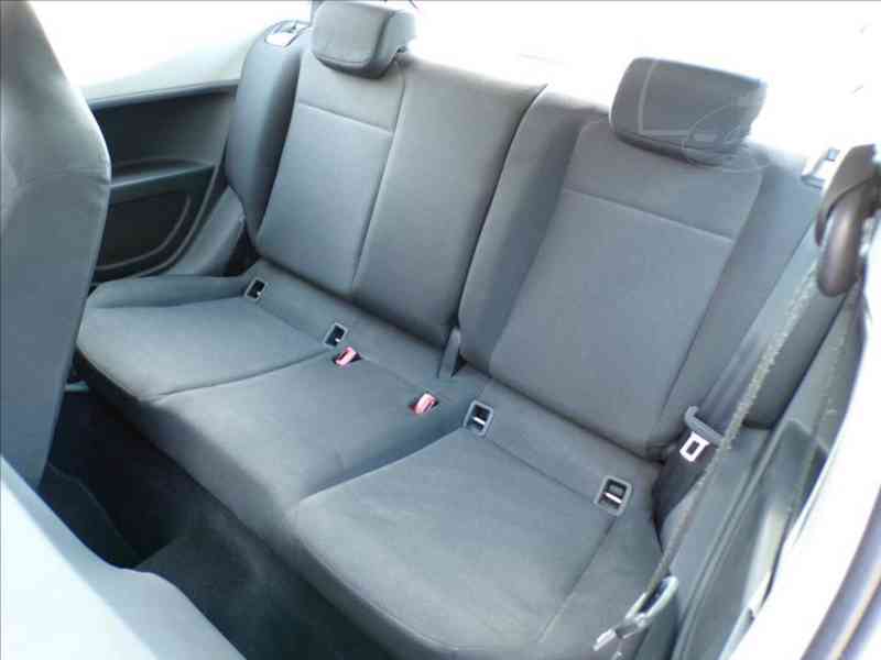 Volkswagen Up ! 1,0 CNG-DPH - foto 9