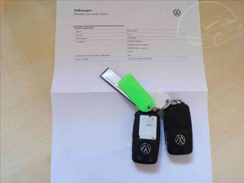 Volkswagen Up ! 1,0 CNG-DPH - foto 14