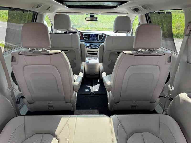 Chrysler Pacifica 3,6 RU Limited Sunroof 2020 - foto 8