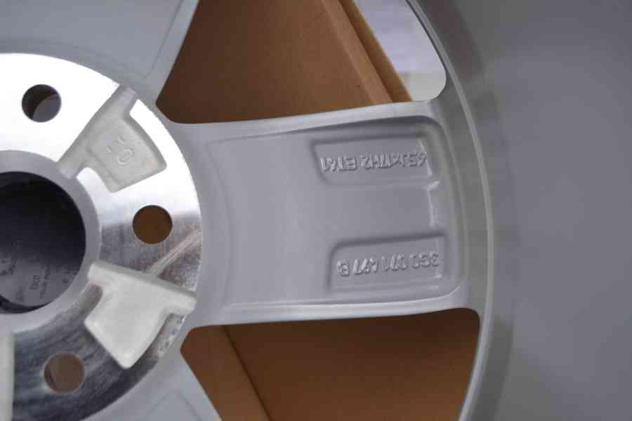 VW Passat B8,Škoda Superb III -NOVÉ orig.Alu 17- 6,5x17 ET41 - foto 10