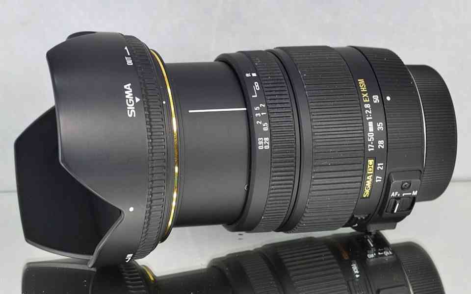 pro Nikon - Sigma  DC 17-50mm F/2.8  EX OS HSM DX - foto 9