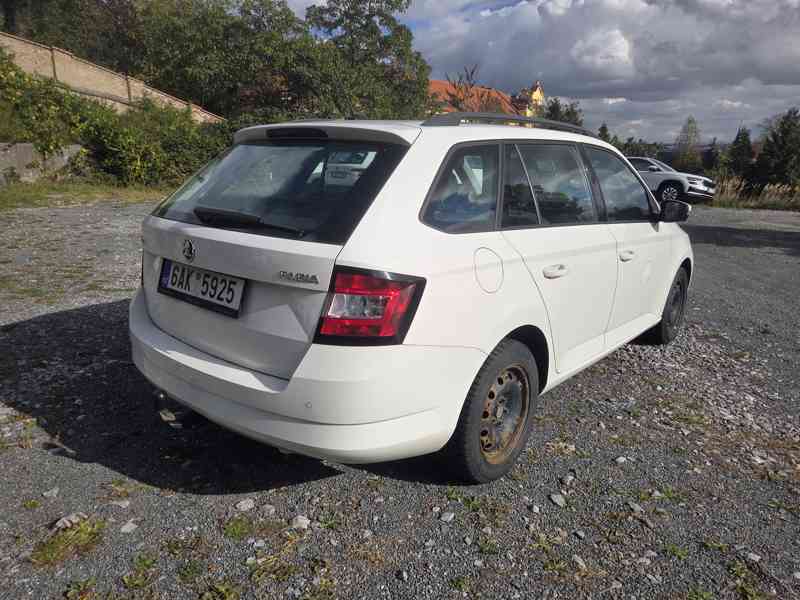 Škoda Fabia kombi 1.2 TSI - foto 3