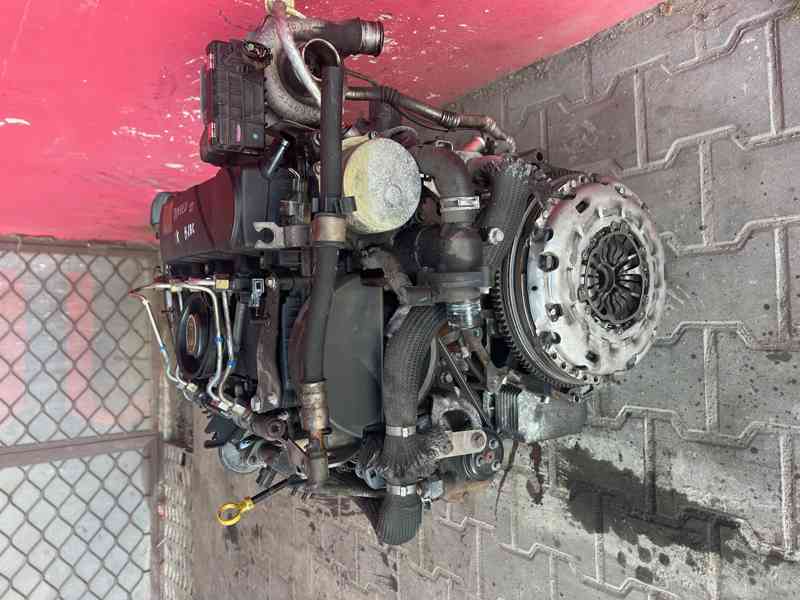 Motor Ford Mondeo MK3 2,0 TDCI HJBC 85KW Kompletní - foto 3