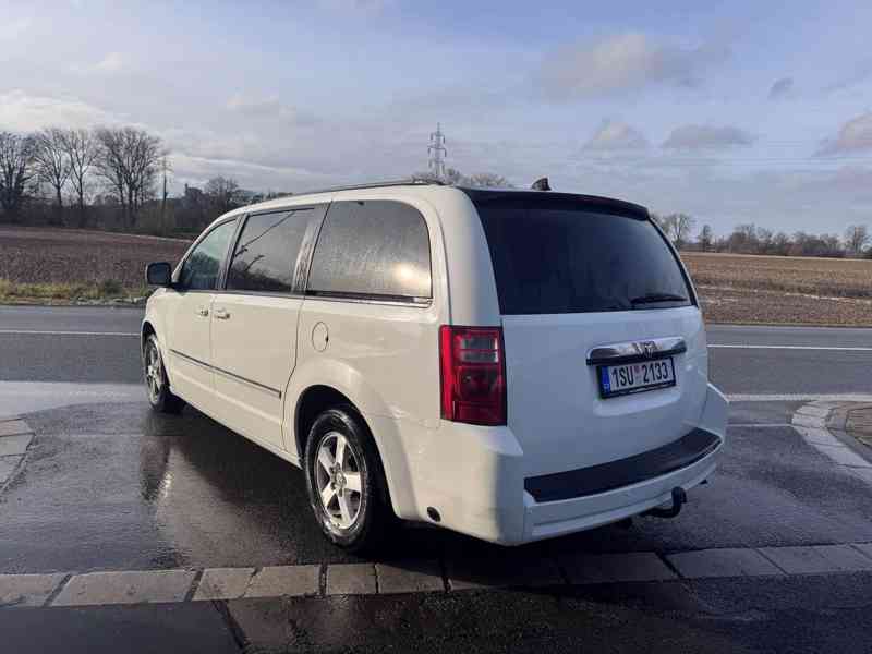 Chrysler Dodge Grand Caravan 3,8 LPG RT 2011 - foto 3