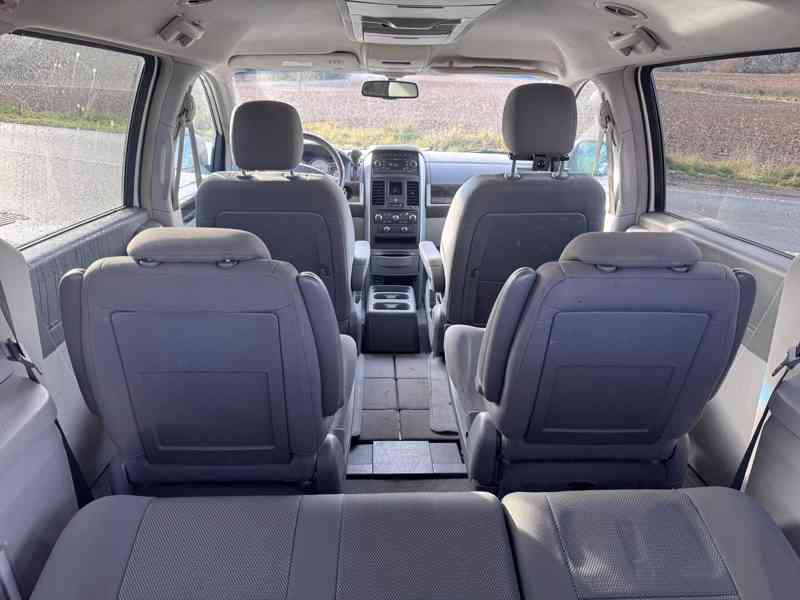 Chrysler Dodge Grand Caravan 3,8 LPG RT 2011 - foto 8