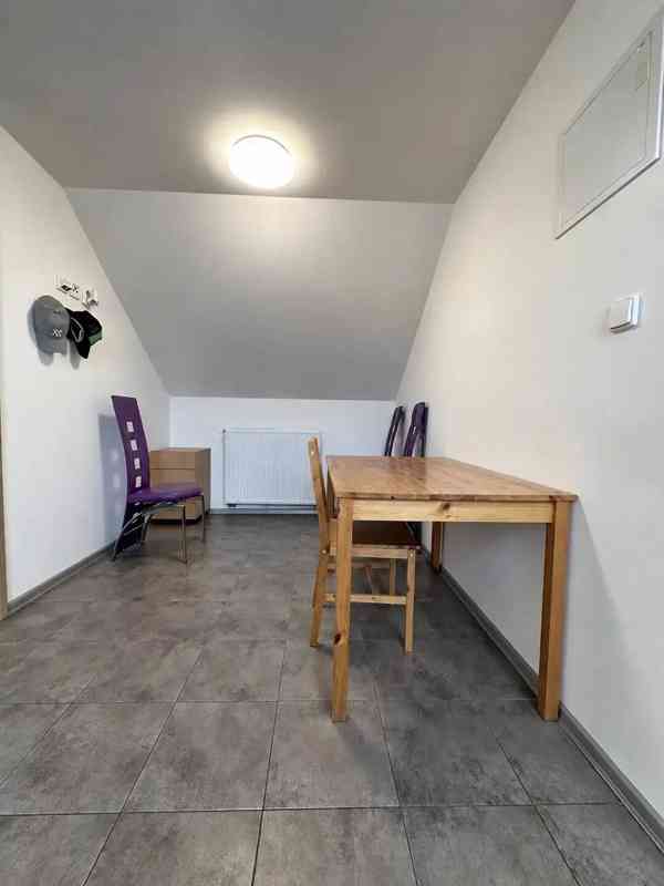 Pronájem bytu 2+kk 80 m² - foto 5