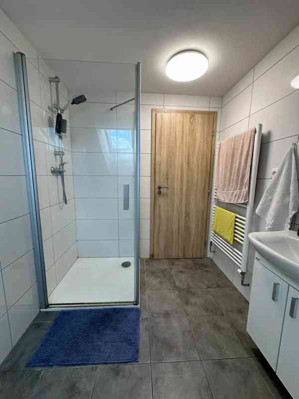 Pronájem bytu 2+kk 80 m² - foto 8