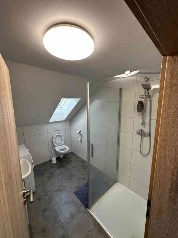 Pronájem bytu 2+kk 80 m² - foto 9