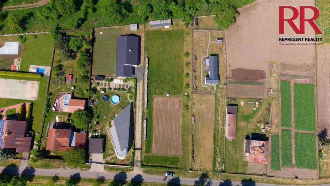 Prodej stavebního pozemku 1416 m2 - obec Dobříň u Roudnice nad Labem - foto 3