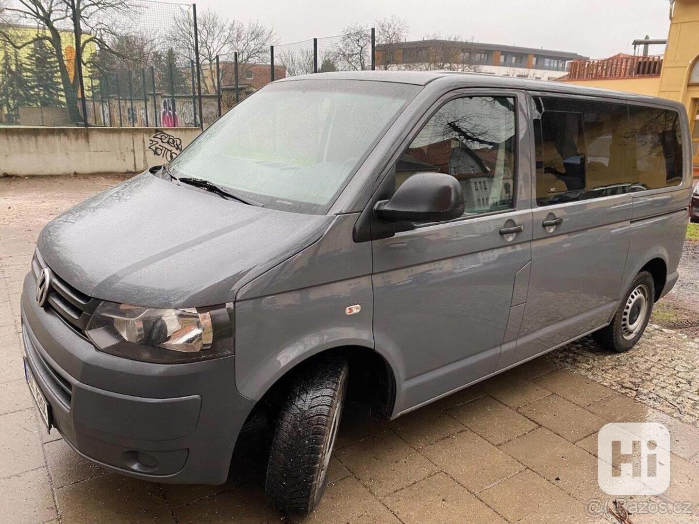 Volkswagen Transporter 1. majitel, 9míst, lůžková úpr - foto 1