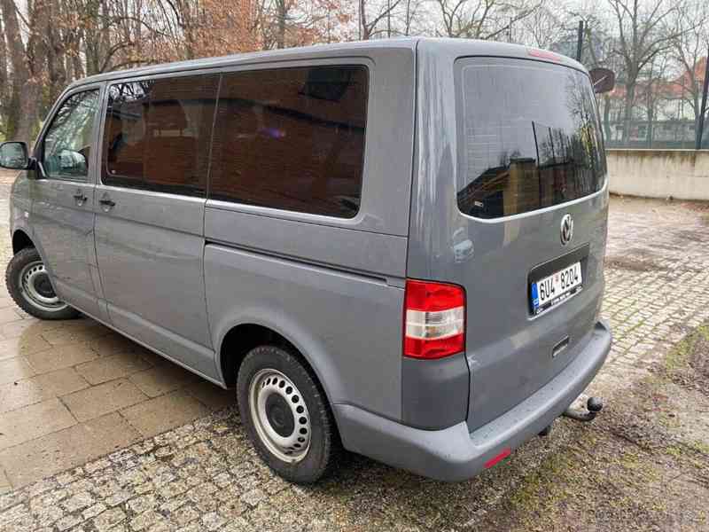 Volkswagen Transporter 1. majitel, 9míst, lůžková úpr - foto 6