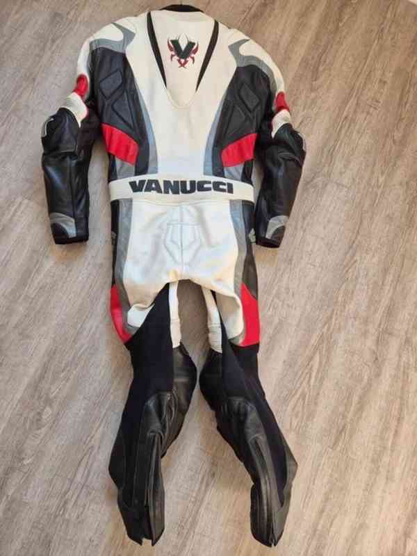 Kožená 1 - dílná kombinéza Vanucci - foto 2