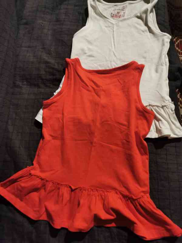 Tílka šatičky 7-8 let  - foto 3