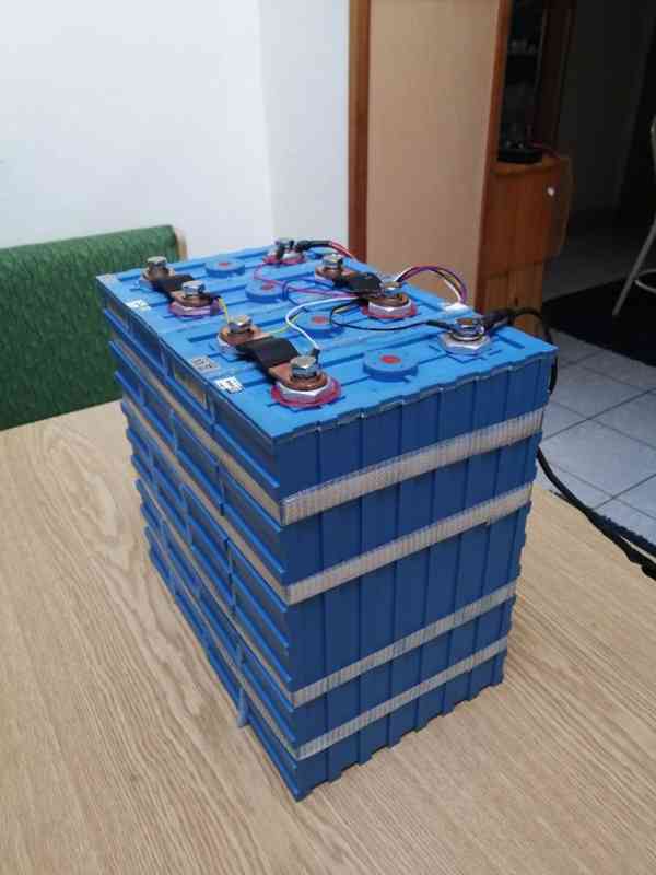 LiFePO4 Baterie 12 V s BMS 200 Ah.   - foto 5