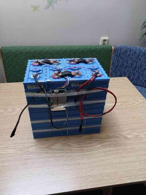 LiFePO4 Baterie 12 V s BMS 200 Ah.   - foto 7