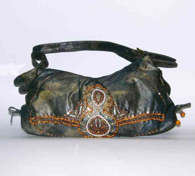 Orientální batiková kabelka s korálky - foto 1