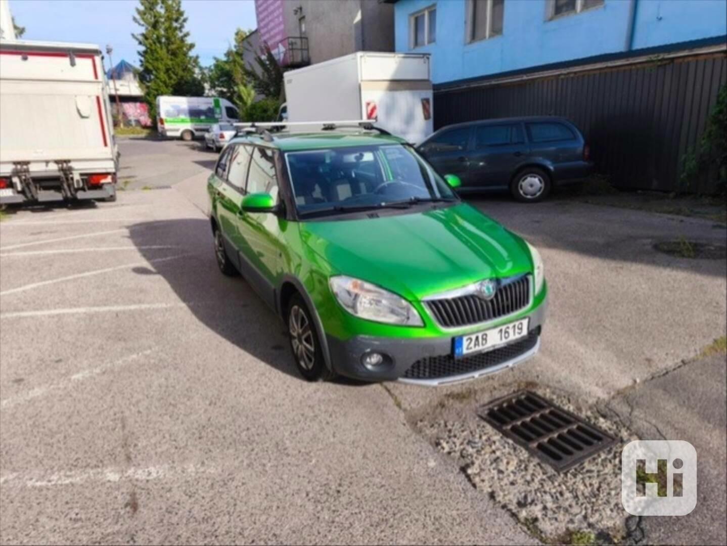 Škoda Fabia 1,2   TSI, 77 kW, manuál – 2010 - foto 1