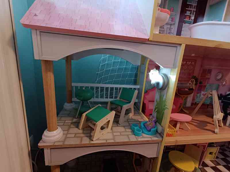 Domeček pro panenky Kidkraft  - foto 4