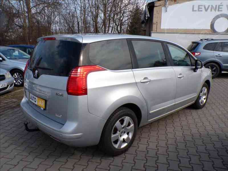 Peugeot 5008 1,6 HDi 7.MÍST,TAŽ.ZAŘ. - foto 3