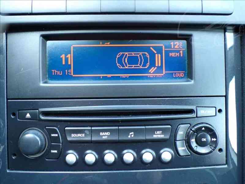 Peugeot 5008 1,6 HDi 7.MÍST,TAŽ.ZAŘ. - foto 18