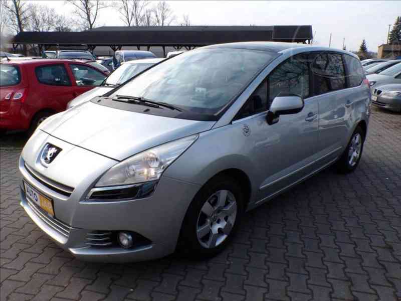Peugeot 5008 1,6 HDi 7.MÍST,TAŽ.ZAŘ. - foto 2