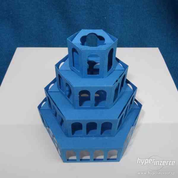 Dekorační 3D papírové rozkládací přání, stavba (S02) - foto 2