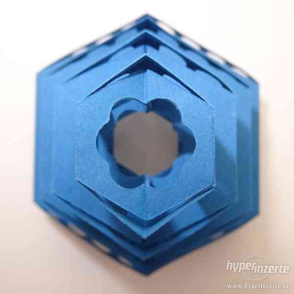 Dekorační 3D papírové rozkládací přání, stavba (S02) - foto 4