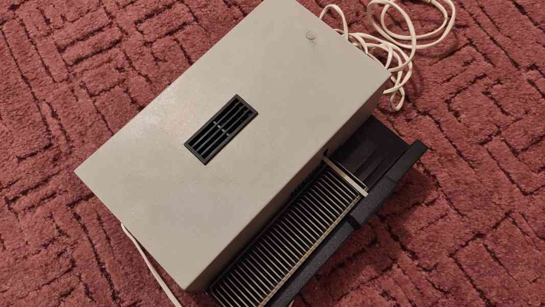 Promítačka diapozitivů DIAPOL - foto 4