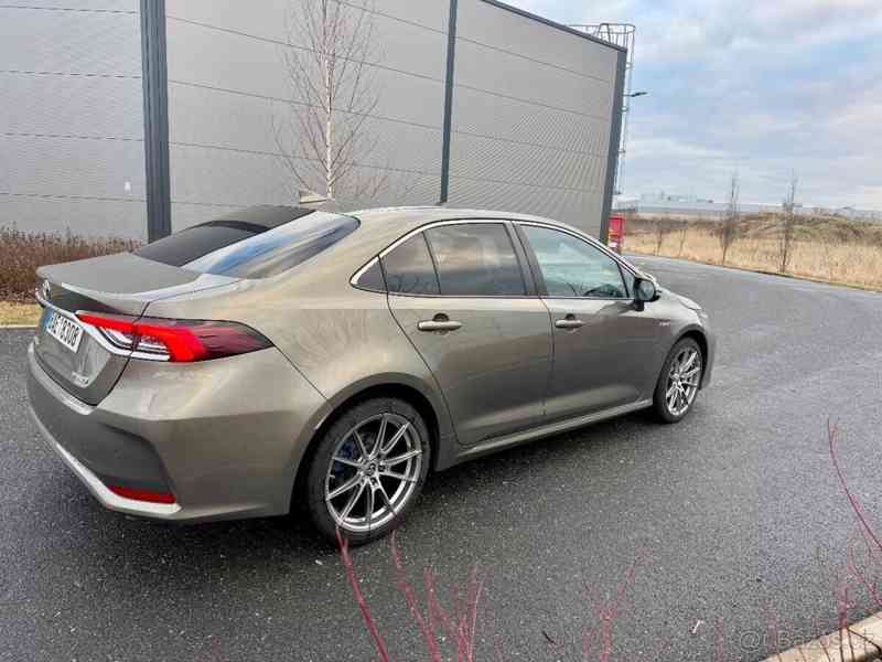 Toyota Corolla 1,8 - foto 4