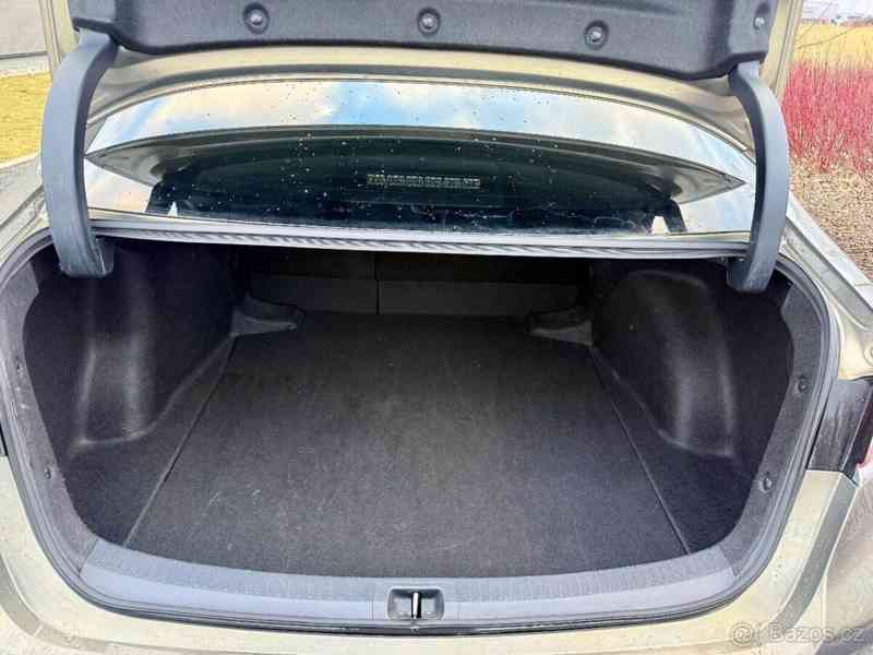 Toyota Corolla 1,8 - foto 10