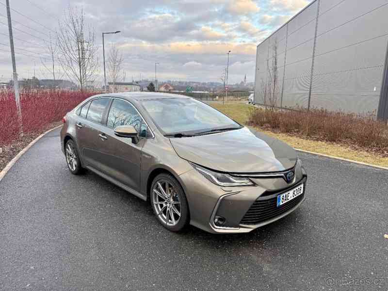 Toyota Corolla 1,8 - foto 2