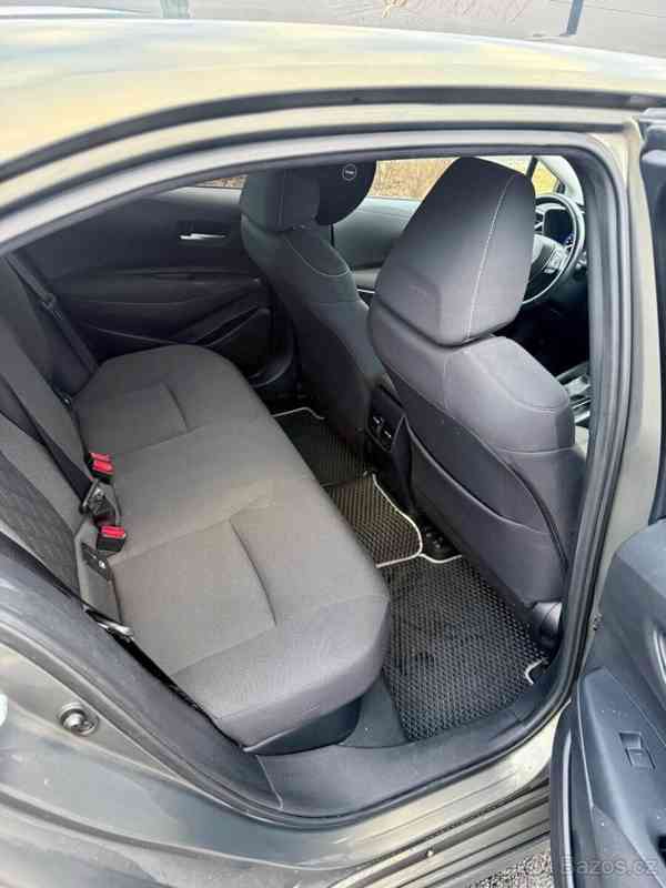 Toyota Corolla 1,8 - foto 12