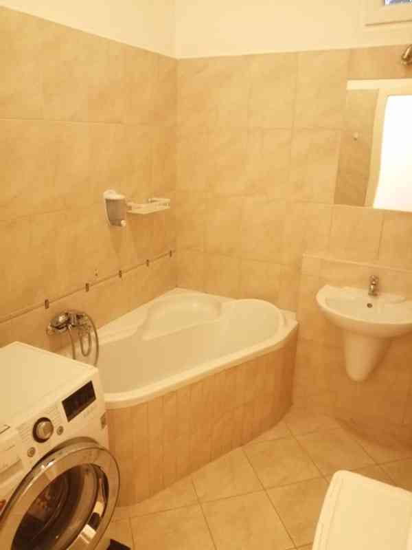 Pronájem 2+1, ulice Dornych, centrum (u Vaňkovky), 85 m2, ko - foto 5