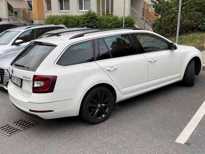 Škoda Octavia 3 Combi 2.0TDI 110kW DSG - foto 4