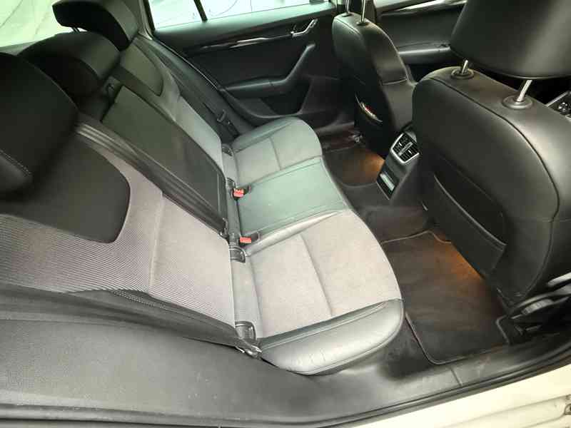 Škoda Octavia 3 Combi 2.0TDI 110kW DSG - foto 5