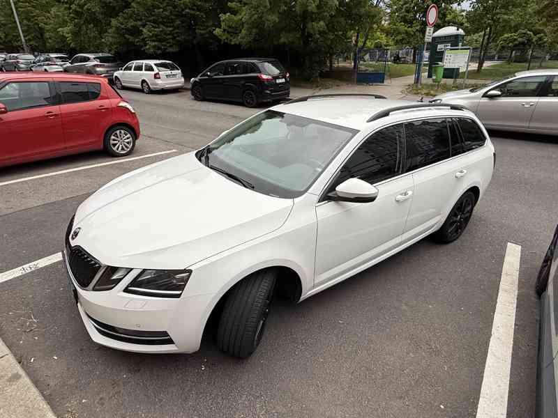 Škoda Octavia 3 Combi 2.0TDI 110kW DSG - foto 2