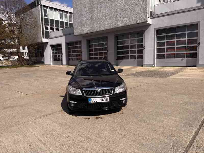 Škoda Octavia 2,0   RS - foto 2