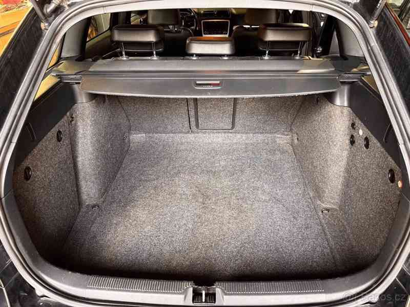 Škoda Octavia 2,0   RS - foto 10